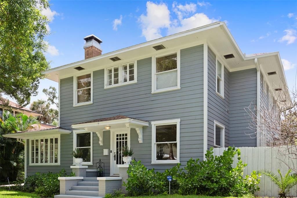 For Sale: $1,950,000 (4 beds, 2 baths, 2644 Square Feet)