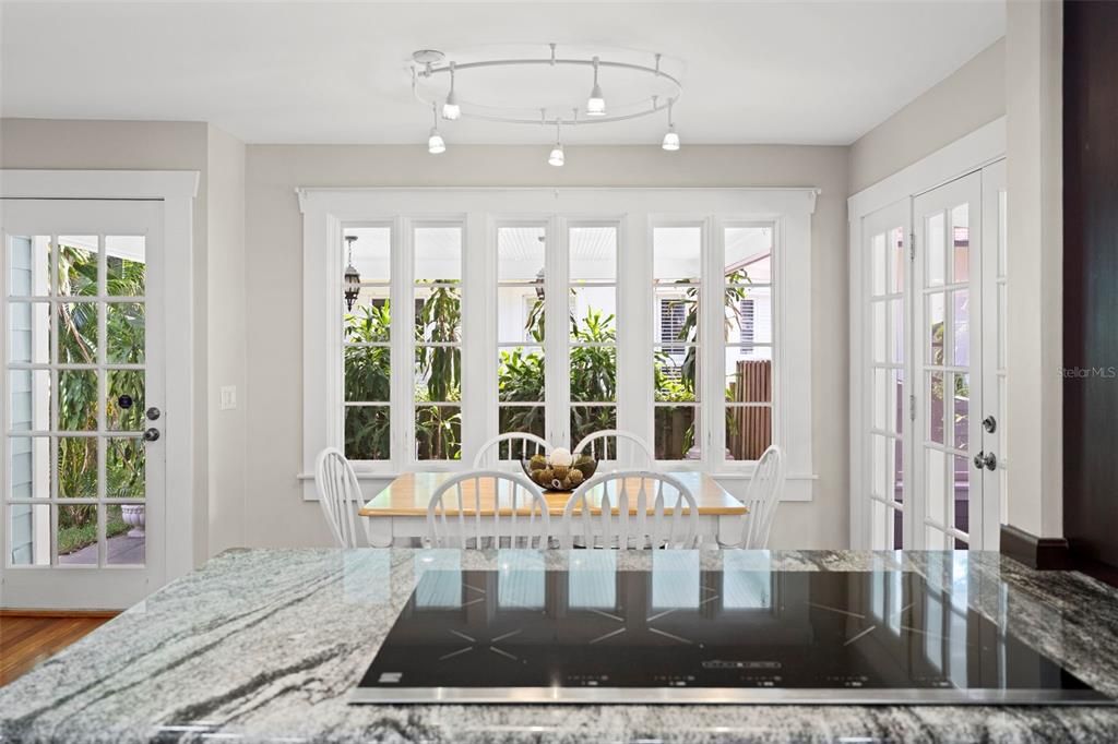 For Sale: $1,950,000 (4 beds, 2 baths, 2644 Square Feet)