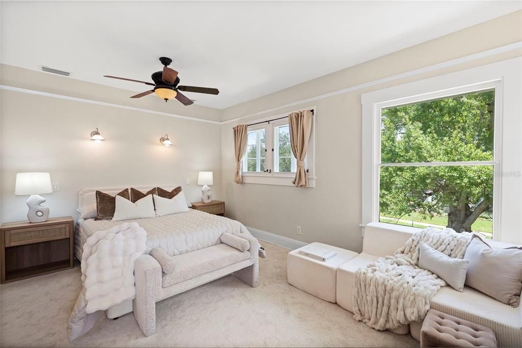 For Sale: $1,950,000 (4 beds, 2 baths, 2644 Square Feet)