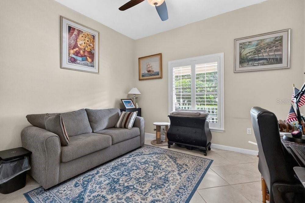For Sale: $350,000 (2 beds, 2 baths, 1433 Square Feet)