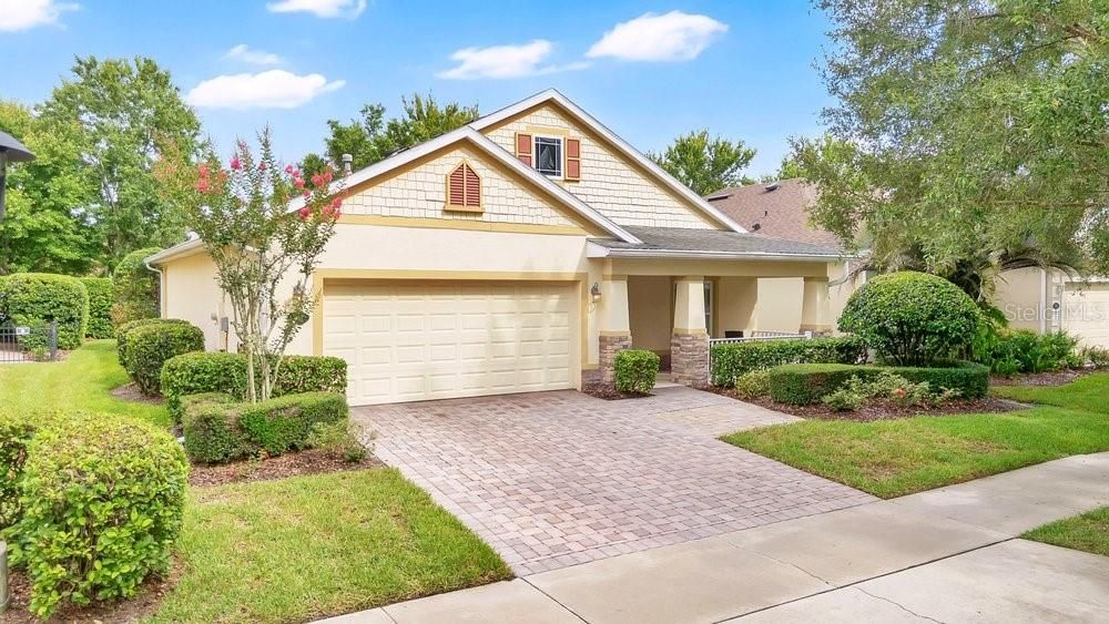 For Sale: $350,000 (2 beds, 2 baths, 1433 Square Feet)
