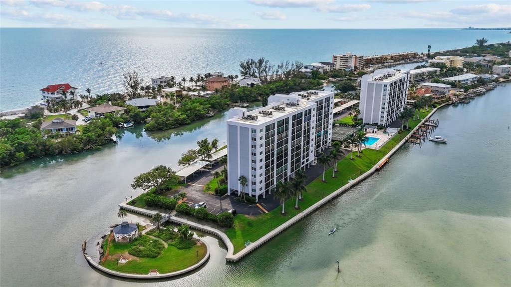 На продажу: $364,000 (1 спален, 1 ванн, 778 Квадратных фут)