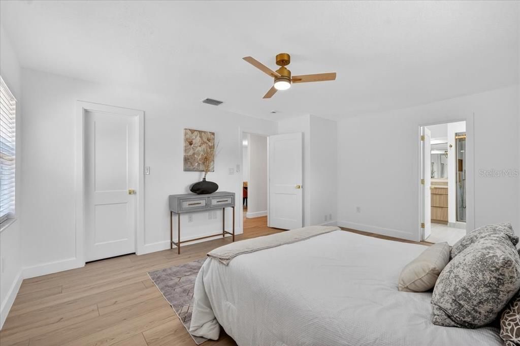 For Sale: $429,990 (3 beds, 2 baths, 1816 Square Feet)