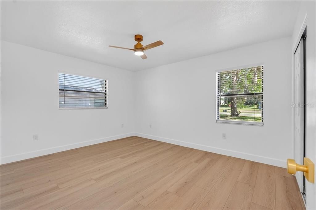 For Sale: $429,990 (3 beds, 2 baths, 1816 Square Feet)