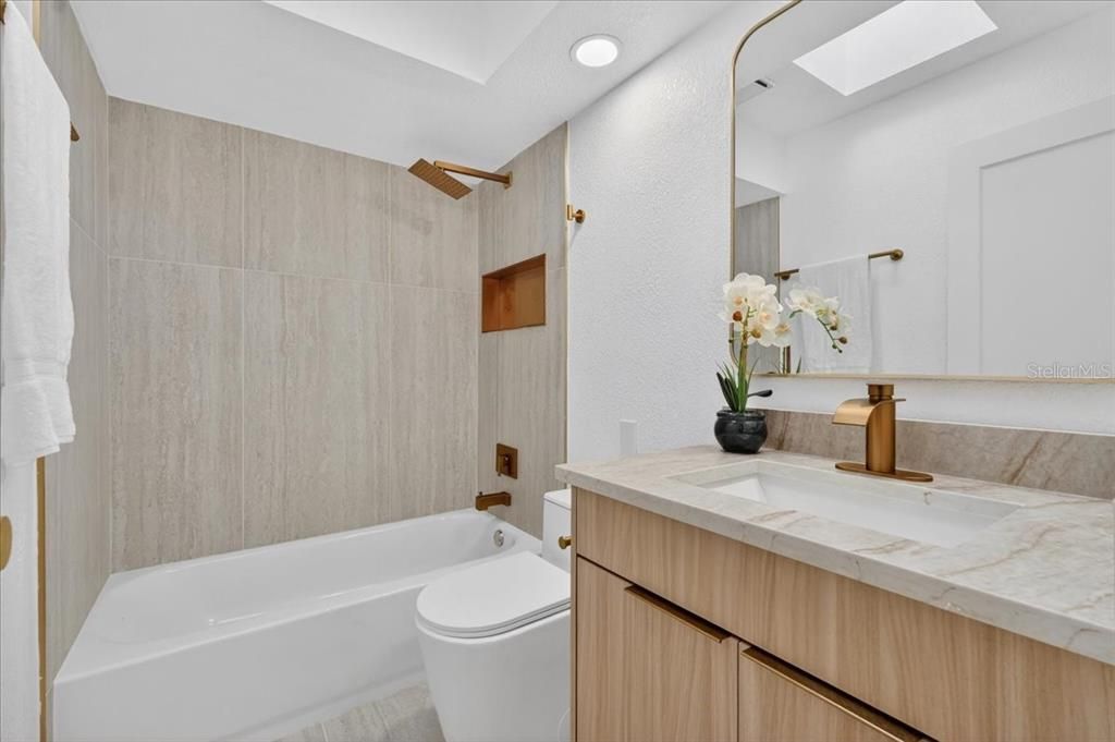 For Sale: $429,990 (3 beds, 2 baths, 1816 Square Feet)