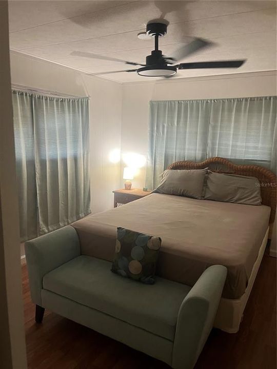 For Sale: $85,000 (2 beds, 1 baths, 672 Square Feet)