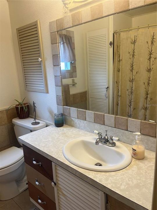 For Sale: $85,000 (2 beds, 1 baths, 672 Square Feet)