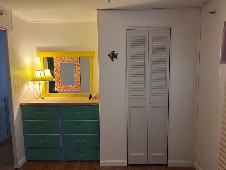 For Sale: $85,000 (2 beds, 1 baths, 672 Square Feet)