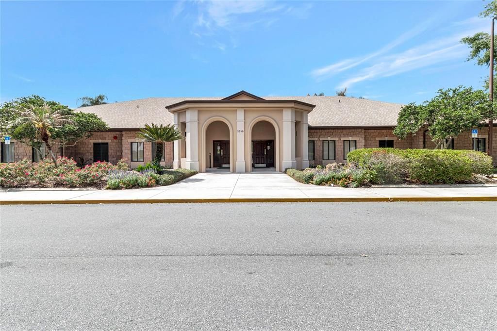 For Sale: $374,900 (3 beds, 2 baths, 2268 Square Feet)