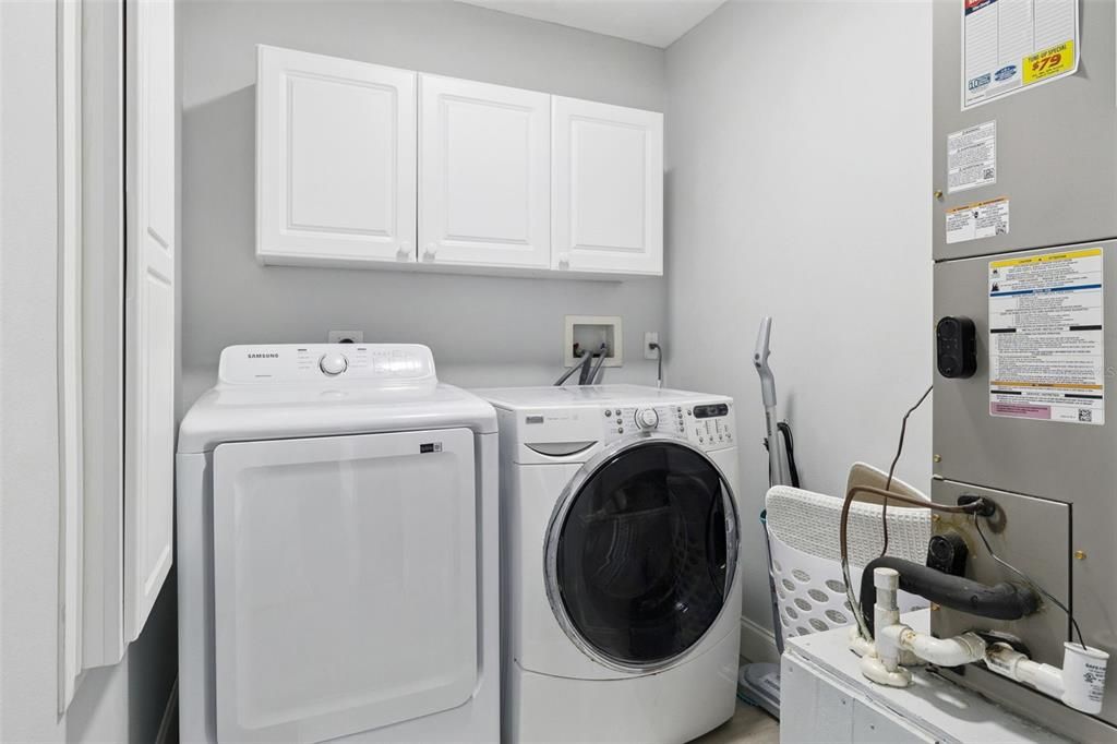 For Sale: $579,000 (4 beds, 2 baths, 2862 Square Feet)