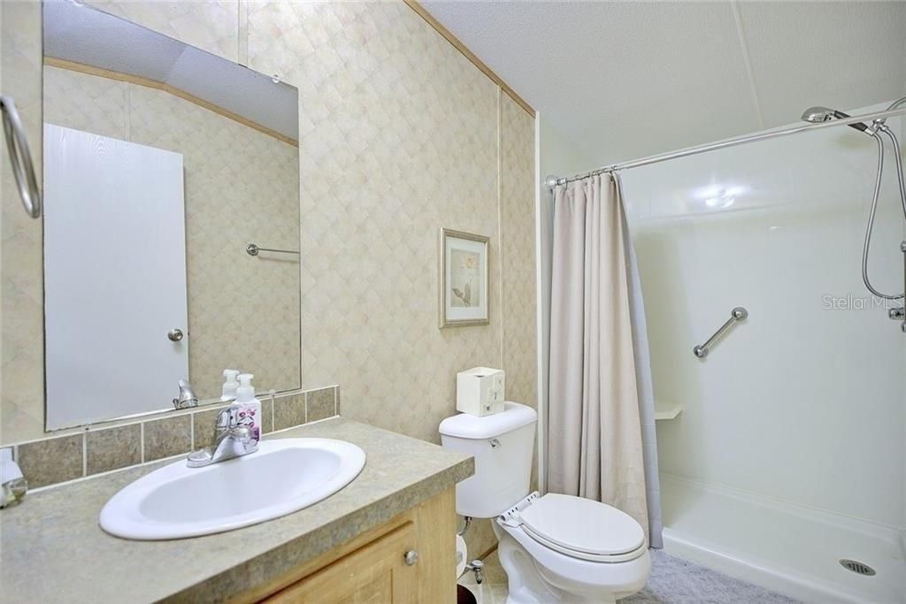 En Venta: $679,000 (2 camas, 2 baños, 960 Pies cuadrados)