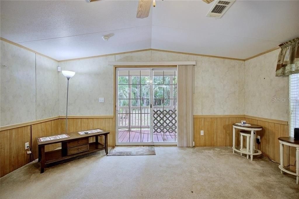 En Venta: $679,000 (2 camas, 2 baños, 960 Pies cuadrados)