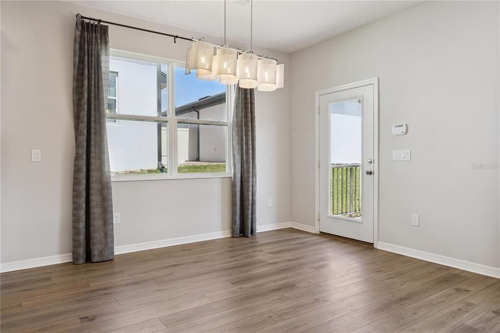В аренду: $2,950 (3 спален, 2 ванн, 1850 Квадратных фут)