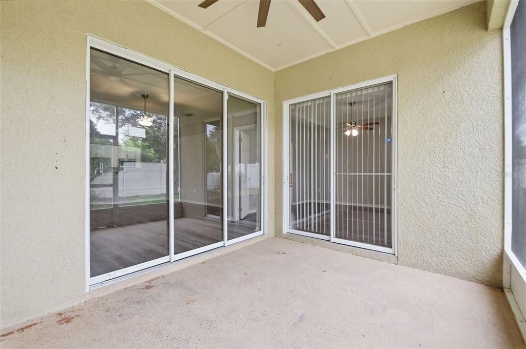 En Venta: $369,900 (4 camas, 2 baños, 2060 Pies cuadrados)