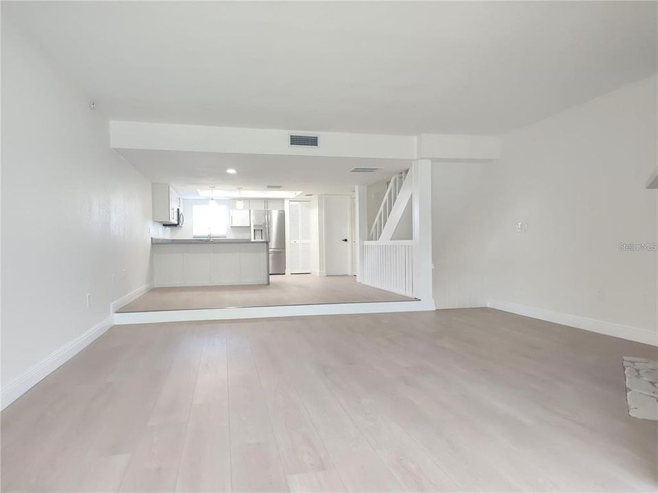В аренду: $3,500 (3 спален, 2 ванн, 2030 Квадратных фут)