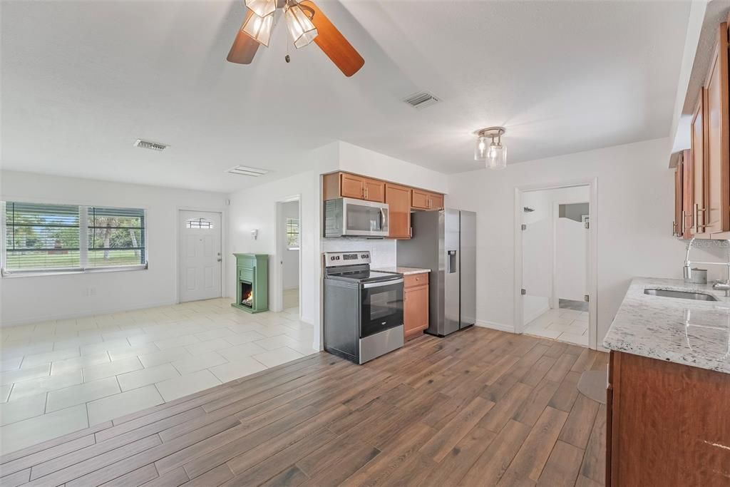 En Venta: $212,000 (3 camas, 2 baños, 962 Pies cuadrados)