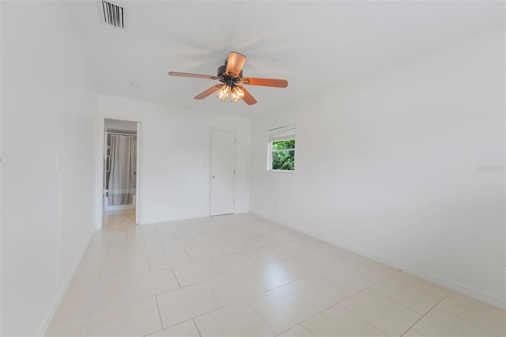 En Venta: $212,000 (3 camas, 2 baños, 962 Pies cuadrados)