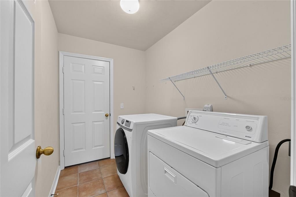 En Venta: $379,000 (3 camas, 2 baños, 1607 Pies cuadrados)