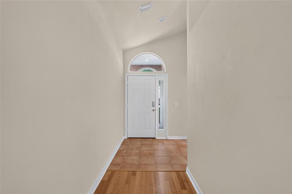 En Venta: $379,000 (3 camas, 2 baños, 1607 Pies cuadrados)