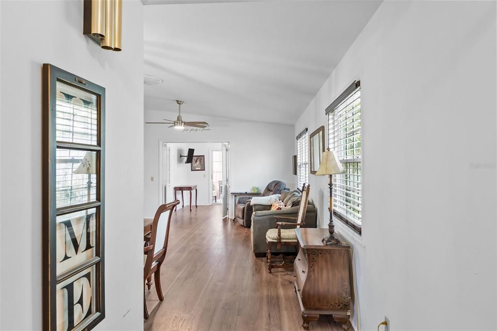 En Venta: $225,000 (2 camas, 2 baños, 1434 Pies cuadrados)