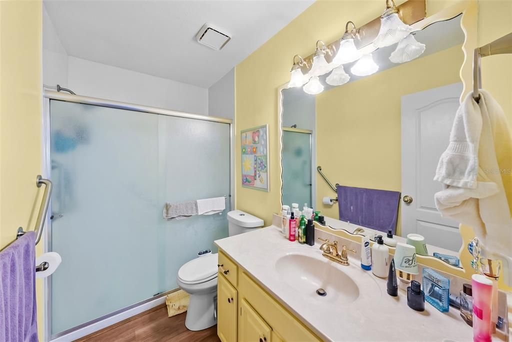En Venta: $225,000 (2 camas, 2 baños, 1434 Pies cuadrados)