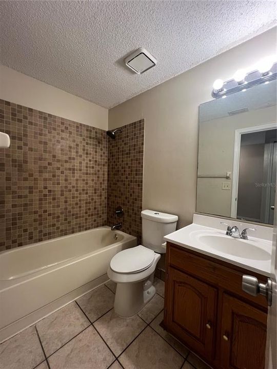 В аренду: $1,890 (3 спален, 2 ванн, 1307 Квадратных фут)