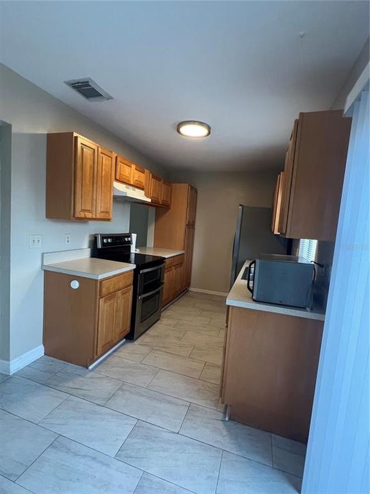 В аренду: $1,890 (3 спален, 2 ванн, 1307 Квадратных фут)