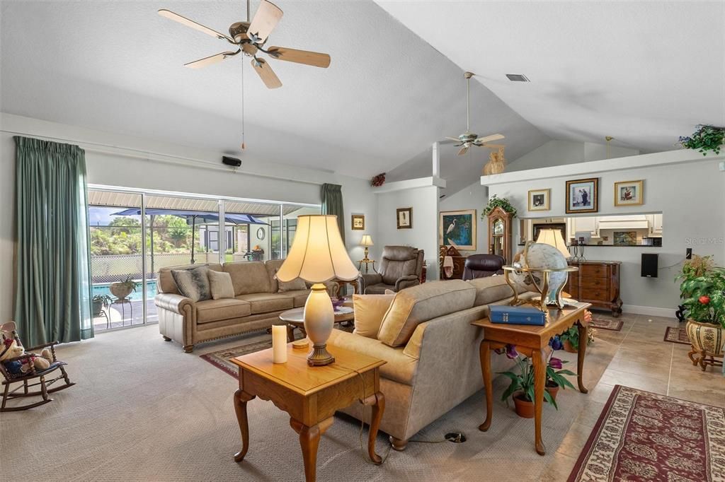 For Sale: $720,000 (4 beds, 2 baths, 2840 Square Feet)
