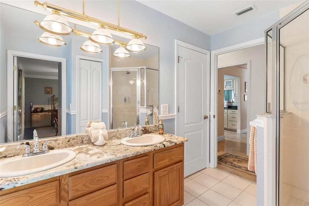 For Sale: $720,000 (4 beds, 2 baths, 2840 Square Feet)