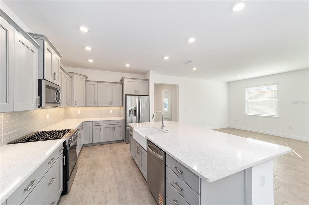 En Renta: $2,650 (2 camas, 2 baños, 2019 Pies cuadrados)