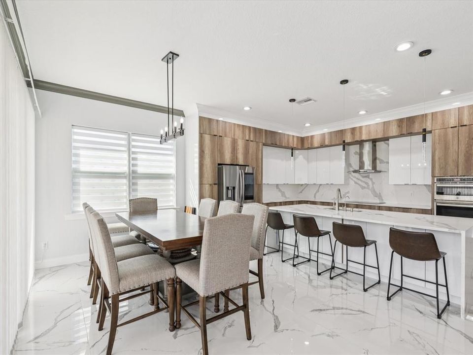 For Sale: $865,000 (4 beds, 3 baths, 2640 Square Feet)