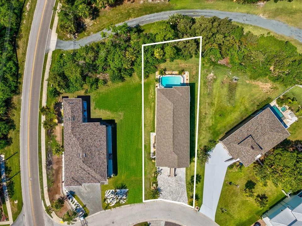 For Sale: $865,000 (4 beds, 3 baths, 2640 Square Feet)