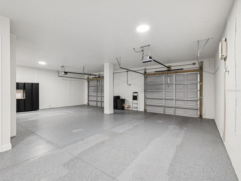 For Sale: $865,000 (4 beds, 3 baths, 2640 Square Feet)
