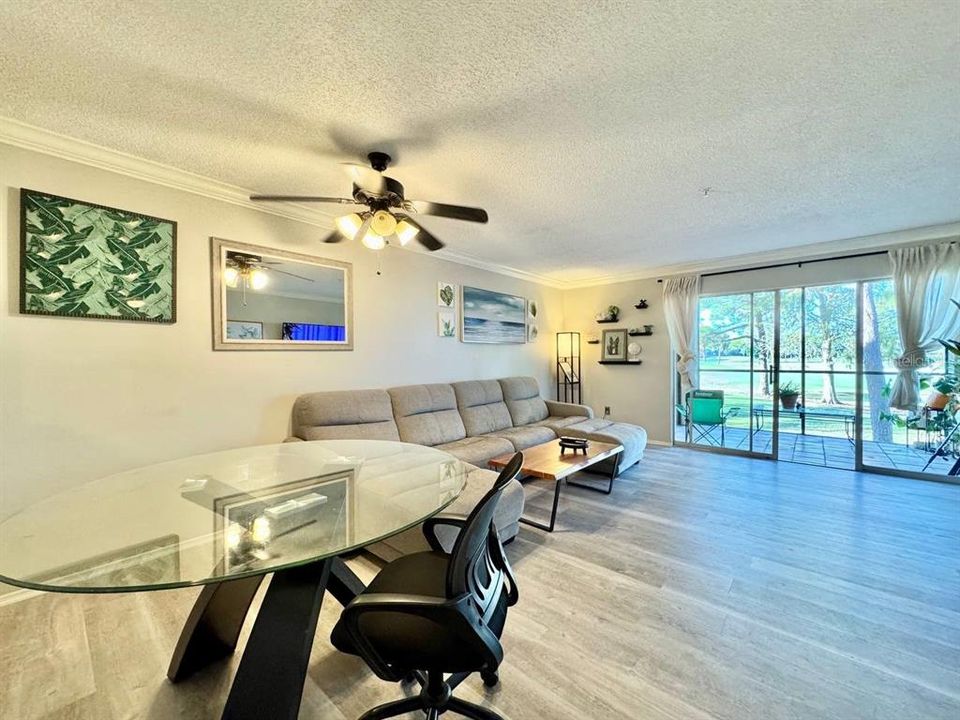 For Rent: $1,600 (1 beds, 1 baths, 713 Square Feet)