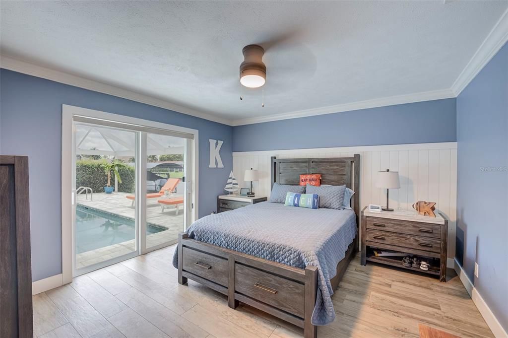 For Sale: $899,900 (3 beds, 3 baths, 2150 Square Feet)