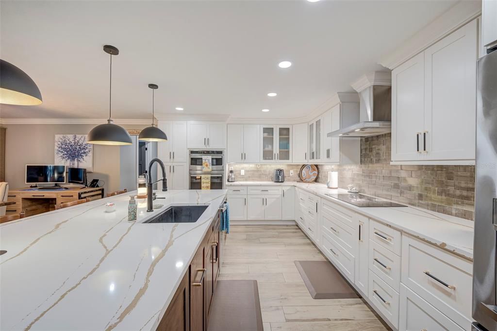 For Sale: $899,900 (3 beds, 3 baths, 2150 Square Feet)