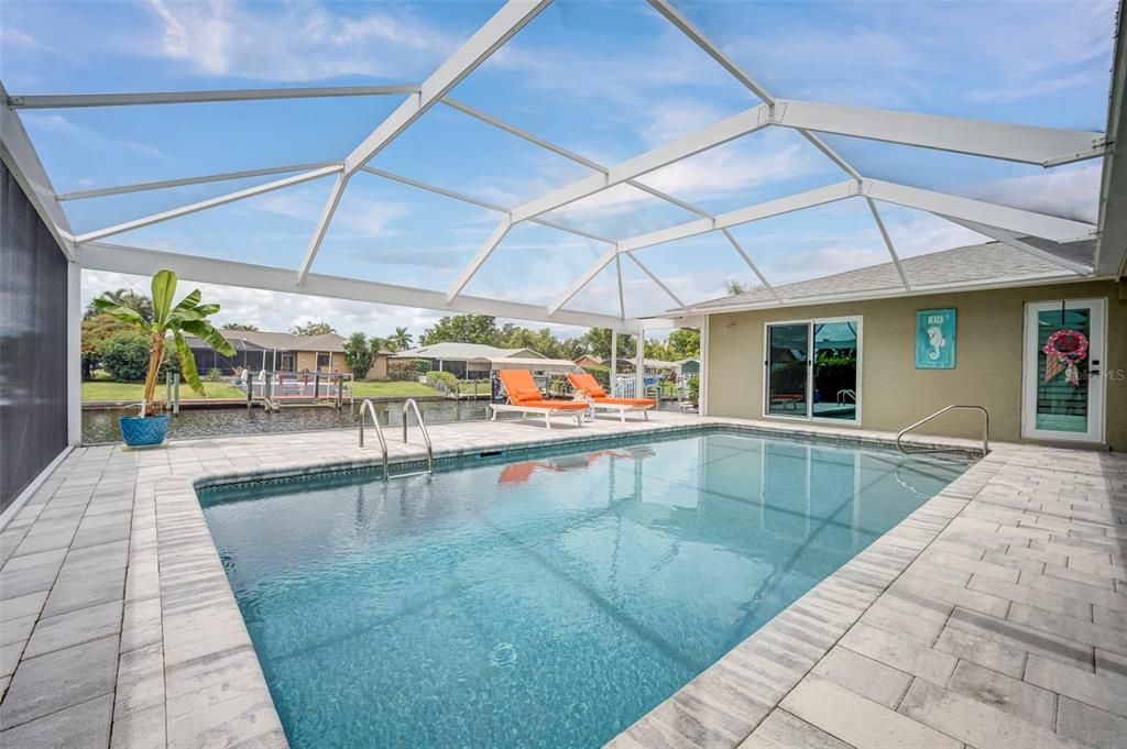 For Sale: $899,900 (3 beds, 3 baths, 2150 Square Feet)