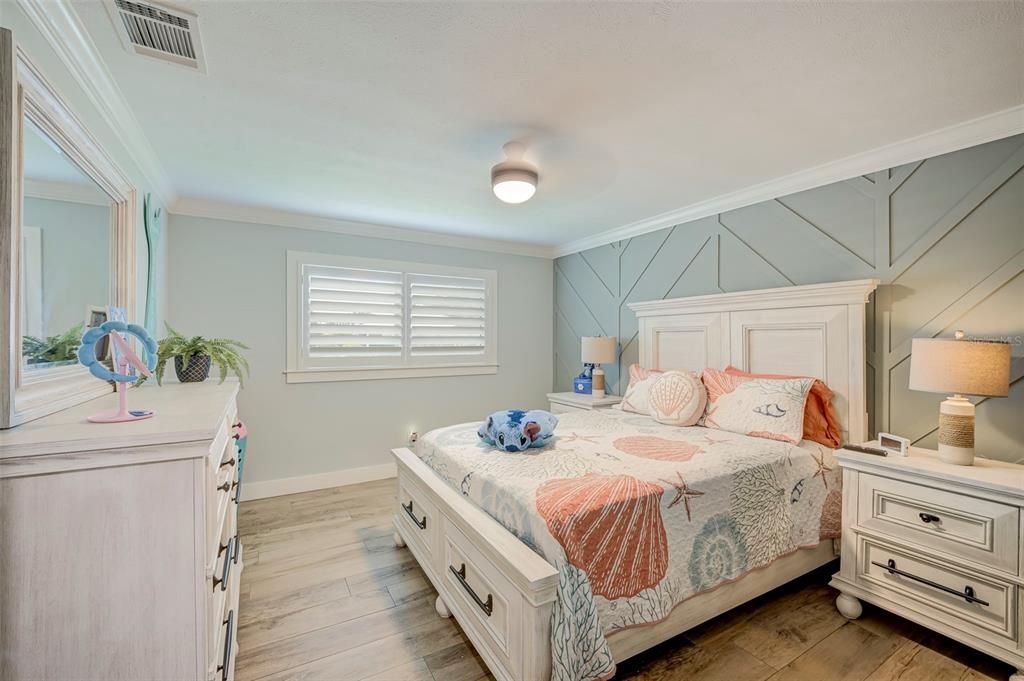 For Sale: $899,900 (3 beds, 3 baths, 2150 Square Feet)