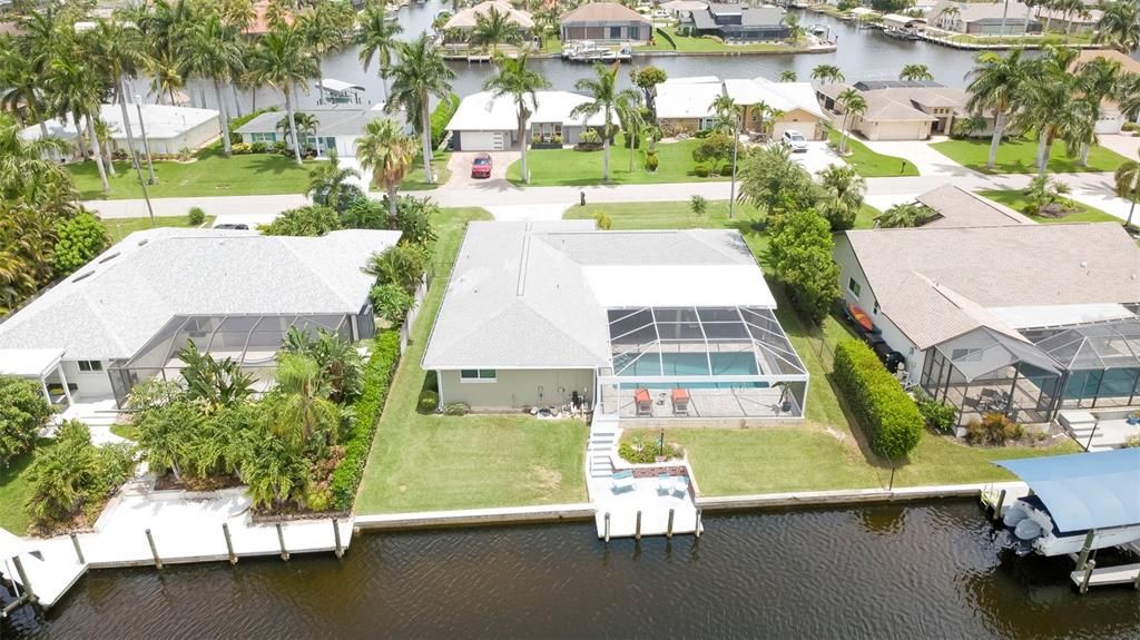 For Sale: $899,900 (3 beds, 3 baths, 2150 Square Feet)