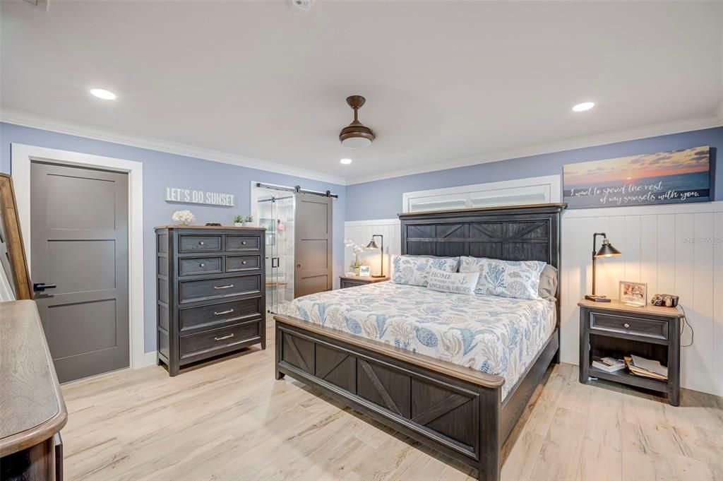 For Sale: $899,900 (3 beds, 3 baths, 2150 Square Feet)