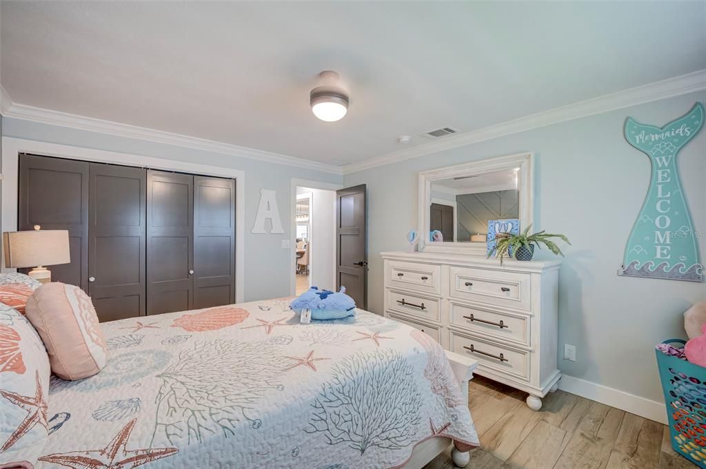 For Sale: $899,900 (3 beds, 3 baths, 2150 Square Feet)