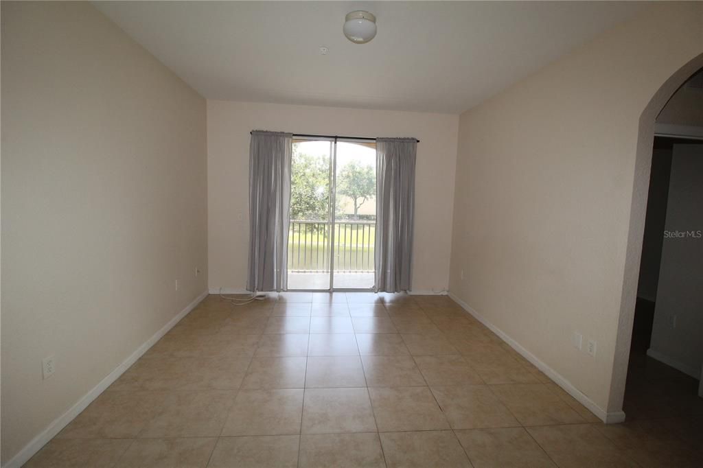 For Rent: $1,800 (3 beds, 2 baths, 1248 Square Feet)