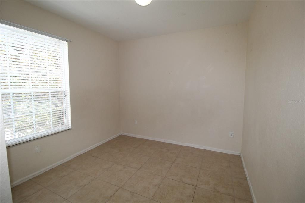 For Rent: $1,800 (3 beds, 2 baths, 1248 Square Feet)