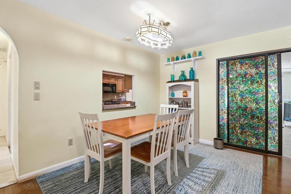 For Sale: $339,000 (4 beds, 2 baths, 2403 Square Feet)