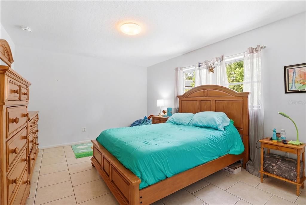 For Sale: $339,000 (4 beds, 2 baths, 2403 Square Feet)