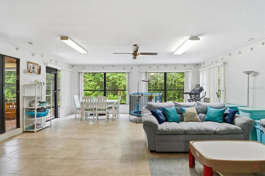 For Sale: $339,000 (4 beds, 2 baths, 2403 Square Feet)