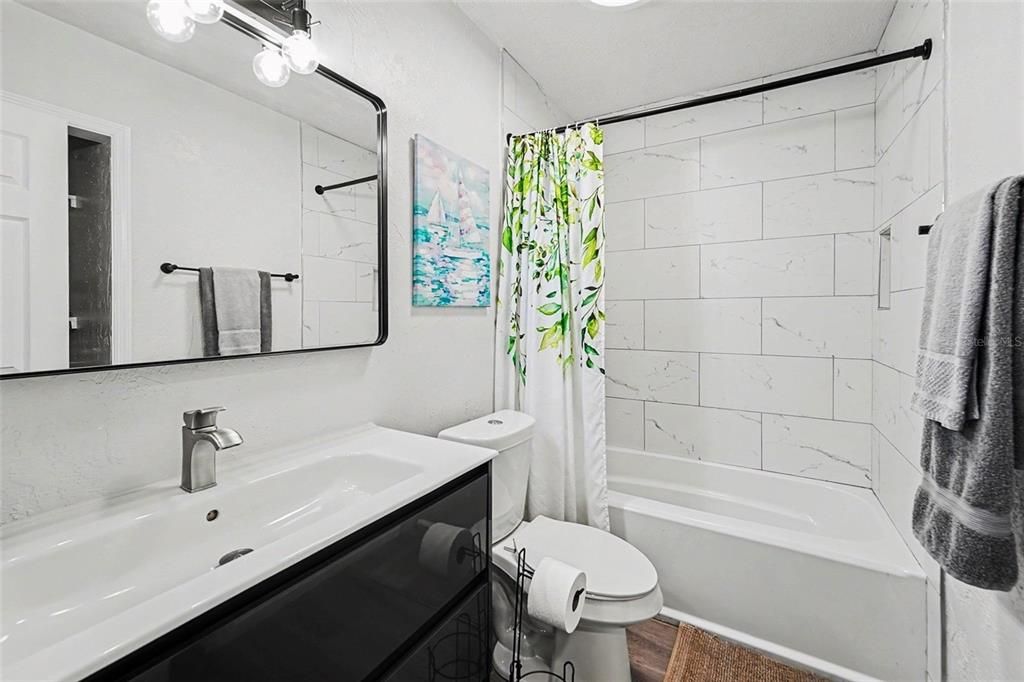 For Sale: $395,000 (6 beds, 0 baths, 1768 Square Feet)