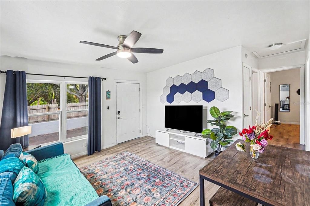 For Sale: $395,000 (6 beds, 0 baths, 1768 Square Feet)