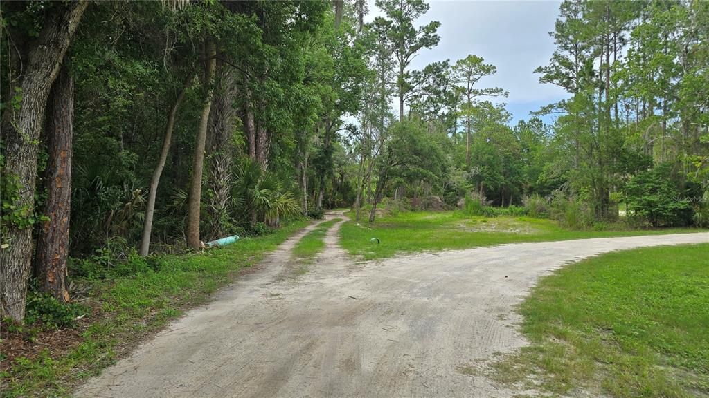 For Sale: $159,999 (3 beds, 3 baths, 1890 Square Feet)