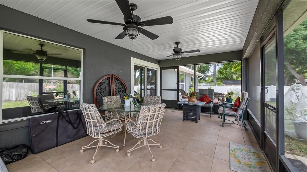 For Sale: $374,900 (3 beds, 2 baths, 1588 Square Feet)